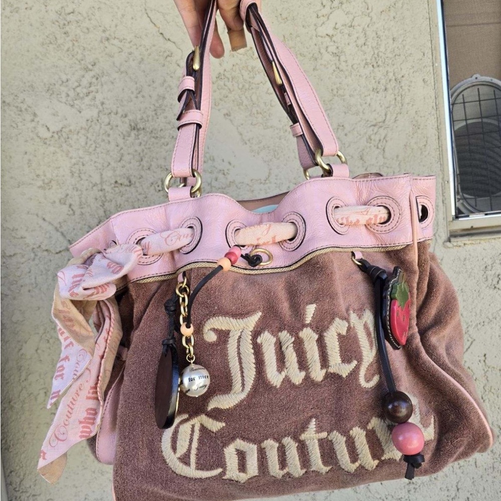 SUPER RARE JUICY COUTURE STRAWBERRY FIELDS PINK PURSE